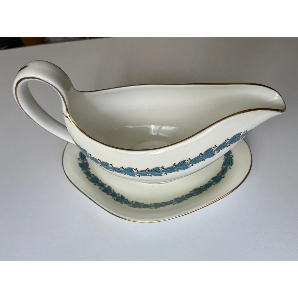 Wedgwood Appledore Gravy boat W/attached underplate Pattern, fine bone china